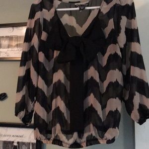 Blouse w/bow